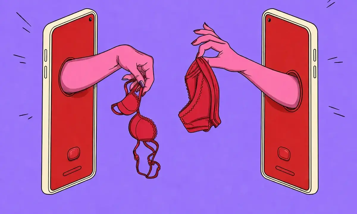 Mani rosa escono da smartphone rossi, mostrando lingerie. Un invito al 5chat sesso, dove la seduzione viaggia online.