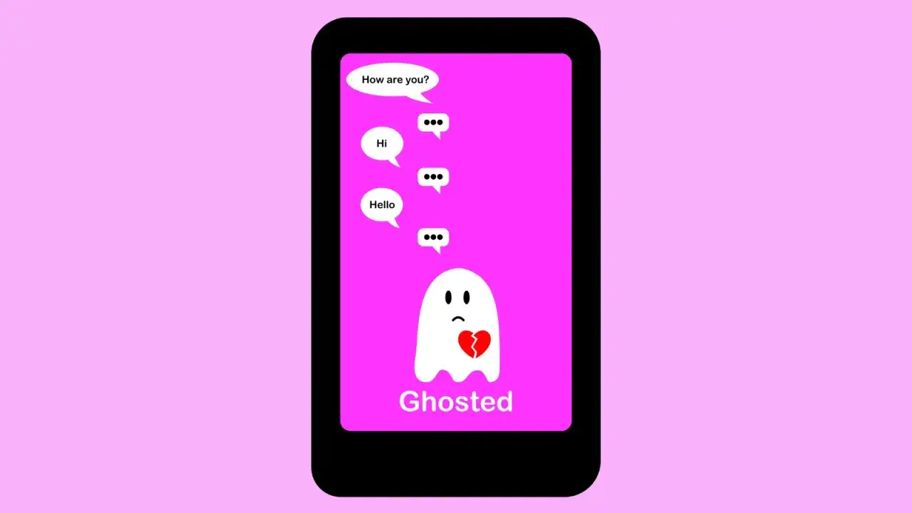 Un fantasma triste con un cuore spezzato su uno schermo di telefono, che mostra messaggi ignorati. La sensazione di subire ghosting è palpabile.