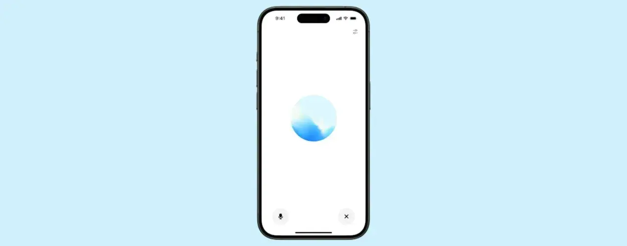 Schermo di un telefono con un'icona circolare blu e bianca al centro, che ricorda un'onda. In basso, un'icona microfono e una "x". Interfaccia per la cam voice.