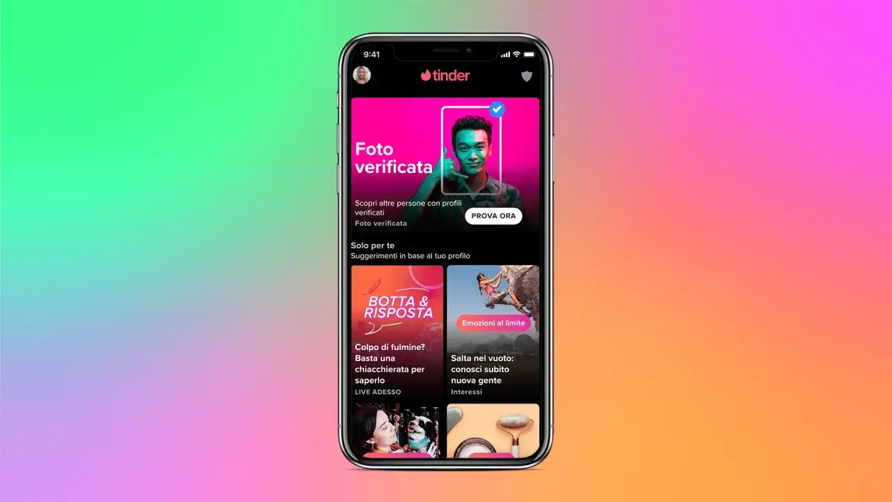 Schermata di Tinder con opzioni di 